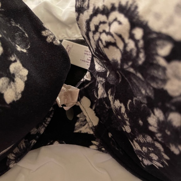 Cacique Underwire Bra - Picture 5 of 11